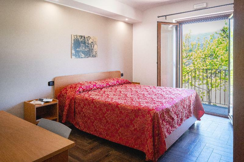 טאורמינה Il Giardino Country Holiday With Pool מראה חיצוני תמונה